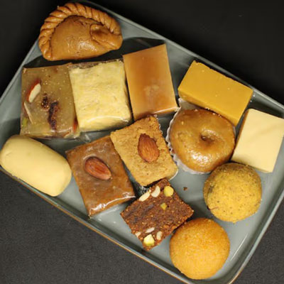 "Assorted Sweets - 1kg (Emerald Sweets) - Click here to View more details about this Product